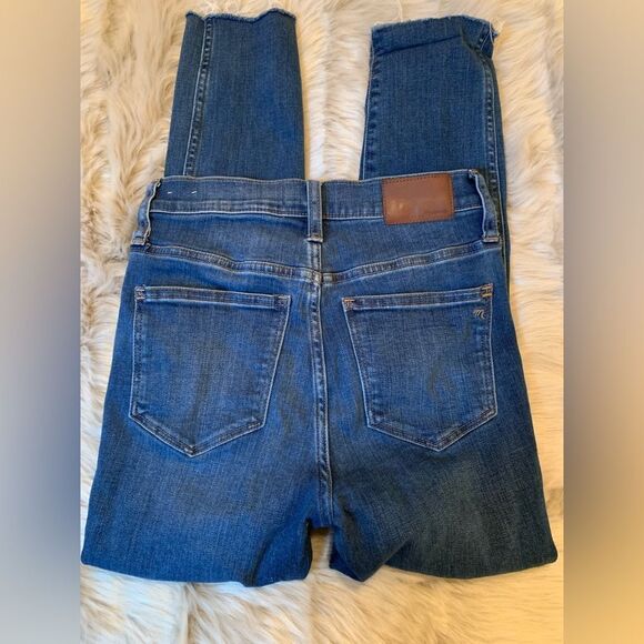 Madewell Womens 10" High-Rise Roadtripper Supersoft Jeans 24 raw hem - Picture 3 of 5